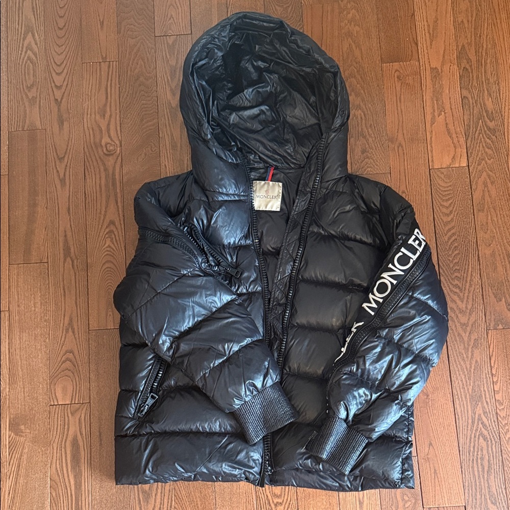 Moncler Men’s Black Shiny Puffer Jacket with Hood